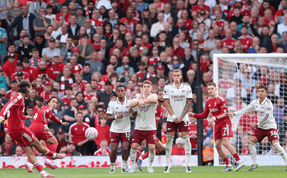 比塞克：不考虑转会问题；我必须持续出场才有机会踢世界杯（比塞克：暂不考虑转会，唯有持续出场才能争世界杯席位）