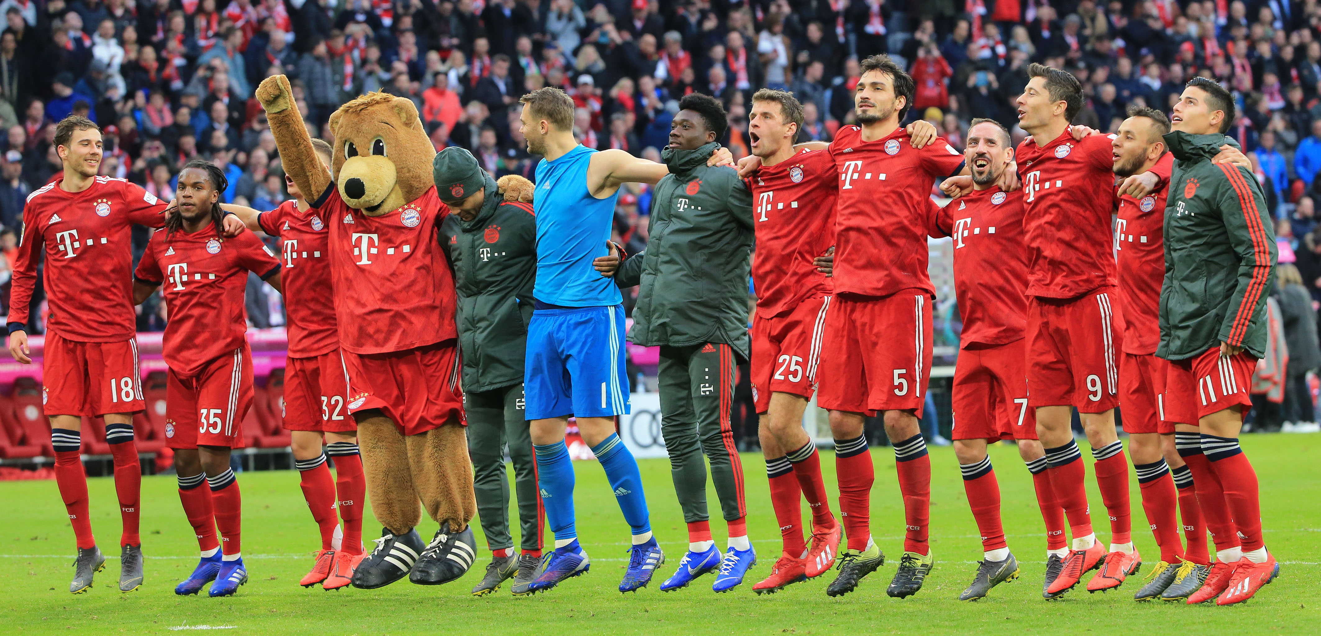 米体：梅努想加盟那不勒斯，麦克托米奈的成功是吸引他的因素（米体：麦克托米奈成功在前，梅努有意投奔那不勒斯）