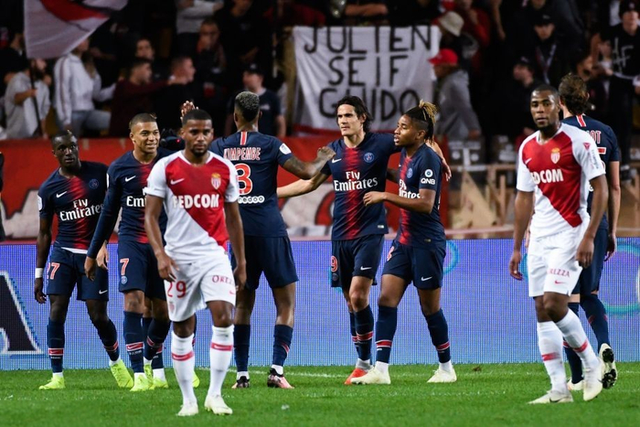 阿莫林：拉爵公开支持影响了球队，但我早就清楚自己要走的路（阿莫林称拉爵公开支持曾影响球队，但自己早已确定前行方向）