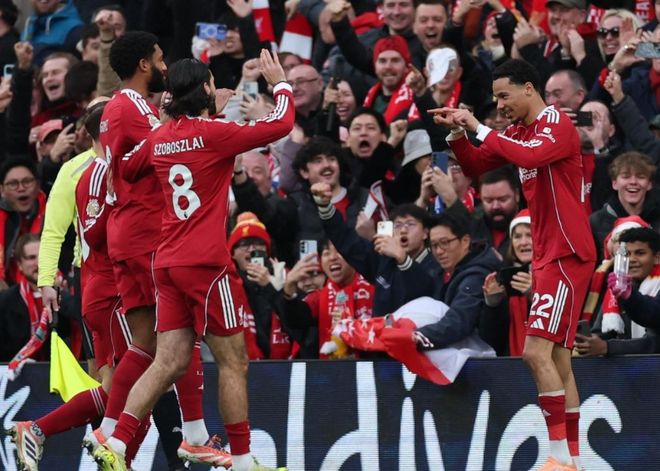 韩媒：孙兴慜前女友涉嫌多次对其敲诈，检方希望判她5年（韩国媒体：孙兴慜前女友被指多次勒索，检方建议判处5年）