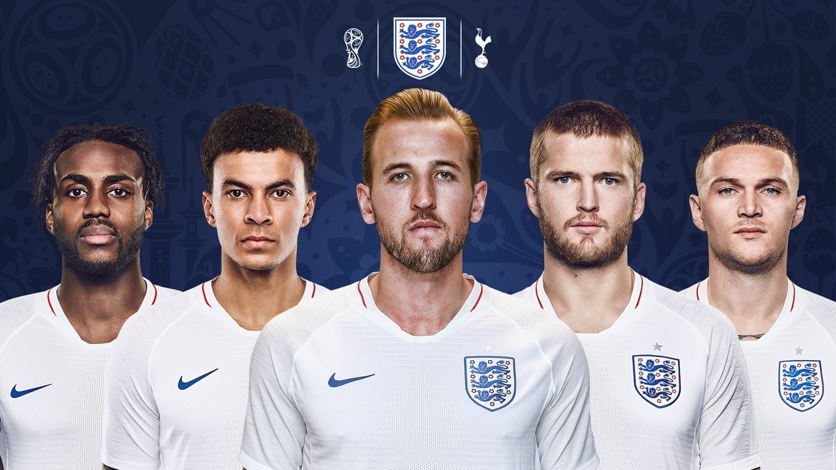 每一拍都是爱心！张江镇这场街区羽毛球比赛挥洒汗水，更温暖人心（挥拍传爱，暖意满城：张江镇街区羽毛球赛热力开打）