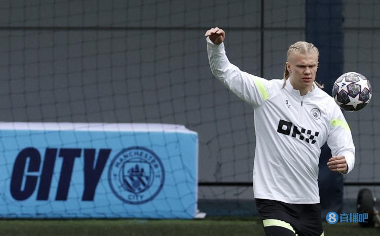 都体：邓弗里斯可能继续缺席与马竞比赛；泽林斯基已参加合练（都灵体育报：邓弗里斯或继续缺席战马竞，泽林斯基已重返合练）