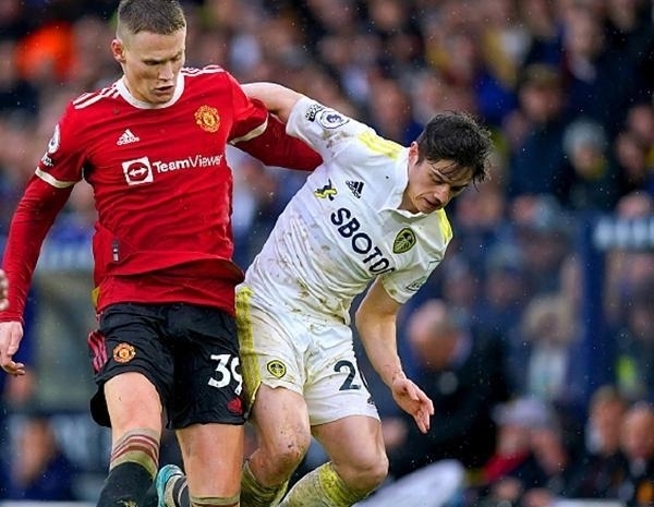 篮球篮网更新战术板，全队轮转更灵活