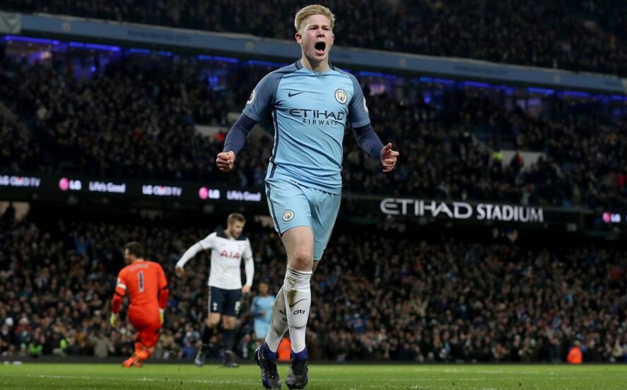 周六意甲焦点战：维罗纳迎战亚特兰大，保级压力与欧战野心的激烈碰撞！（意甲周六重头戏：维罗纳主场迎战亚特兰大，保级压力硬碰欧战雄心）